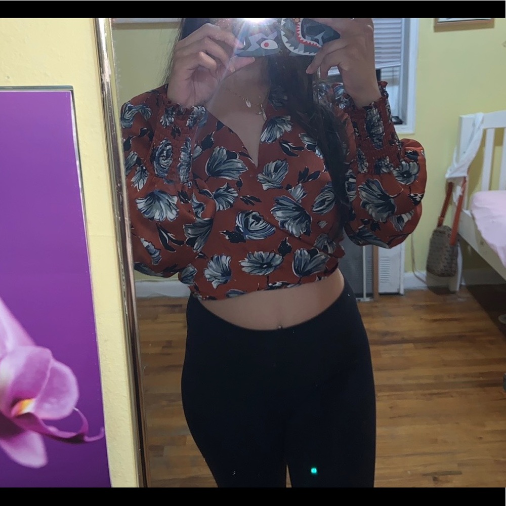 🌼F21 Floral Tie Back Top